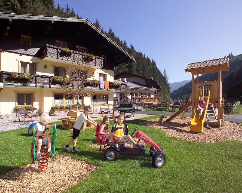 Feriendorf Holzlebn Гросарл Екстериор снимка